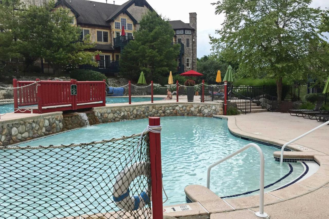 Spacious Condo With View Less Than 1 Mi To Mtn Creek Resort! Vernon Bagian luar foto
