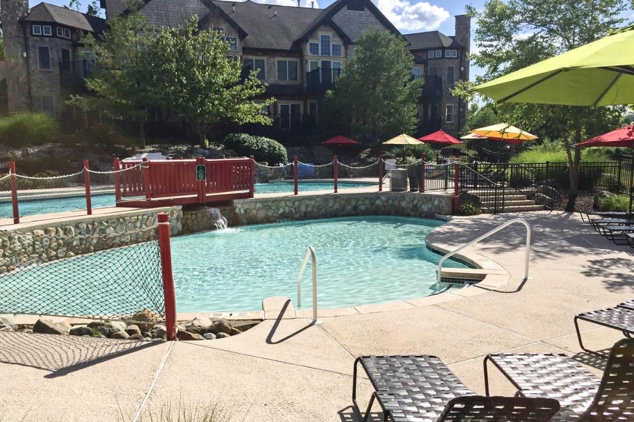 Spacious Condo With View Less Than 1 Mi To Mtn Creek Resort! Vernon Bagian luar foto